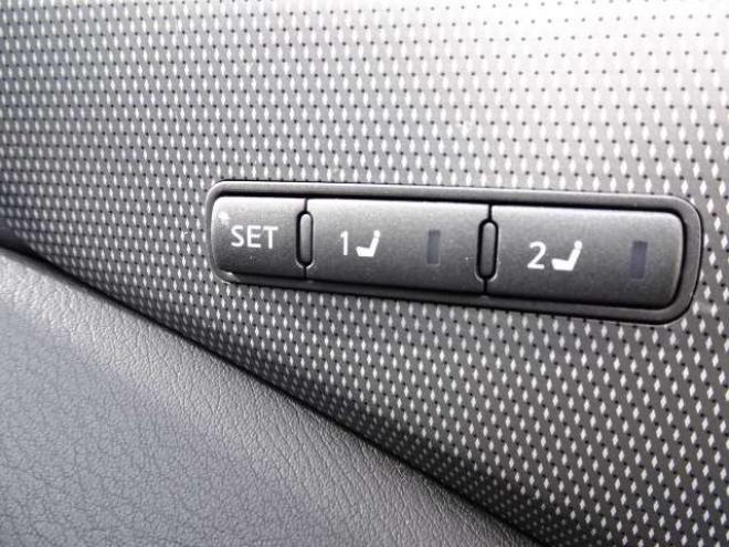 スカイライン3.5 350GT FOUR ハイブリッド タイプSP　本州車 ハイブリットシステム2年保証/走行距離無制限　 4WD フロントリップ　リヤスポイラー　黒本革シート　全方位カメラ　純正ナビ　純正19インチAW　パワーシート　バックカメラ　レーンアシスト　シートメモリ 3500