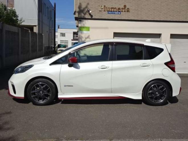 ノート1.2 e-POWER NISMO　本州車　ハイブリットシステム保証2年付　ワンオーナー　社外ナビ　Bluetooth接続　 エマージェンシーブレーキサポート　車線逸脱警報　NISMO純正アルミ　純正LEDヘッドライト　インテリキー　プッシュスタート　ETC 2WD 1200