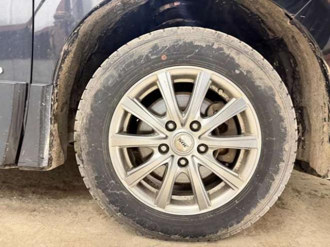 セレナ2.0 ハイウェイスター VセレクションII 4WD　防錆塗装4WDナビBカメエンスタETC 2000