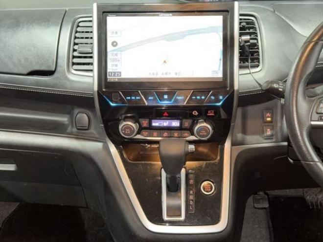 セレナ2.0 ハイウェイスター VセレクションII 4WD　防錆塗装4WDナビBカメエンスタETC 2000