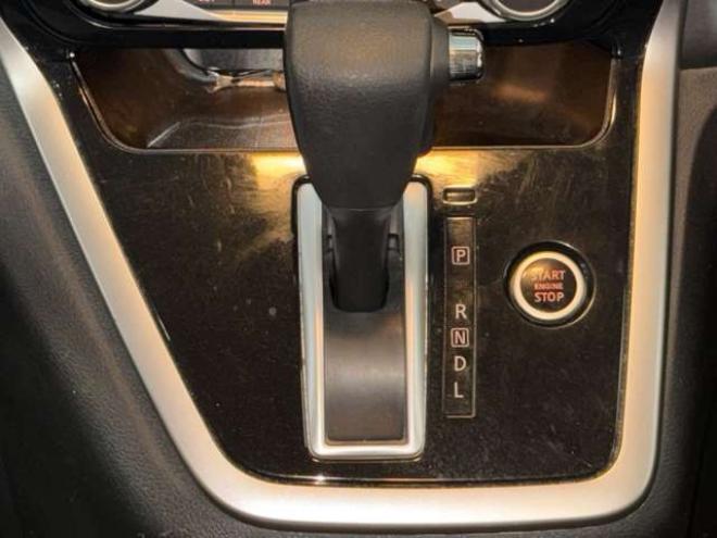 セレナ2.0 ハイウェイスター VセレクションII 4WD　防錆塗装4WDナビBカメエンスタETC 2000