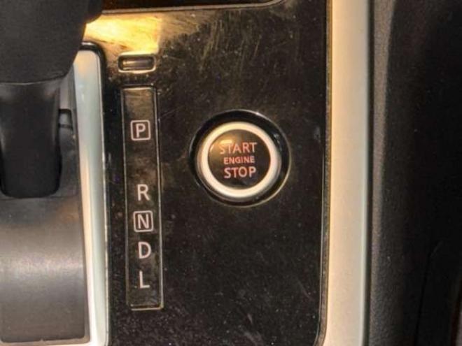 セレナ2.0 ハイウェイスター VセレクションII 4WD　防錆塗装4WDナビBカメエンスタETC 2000