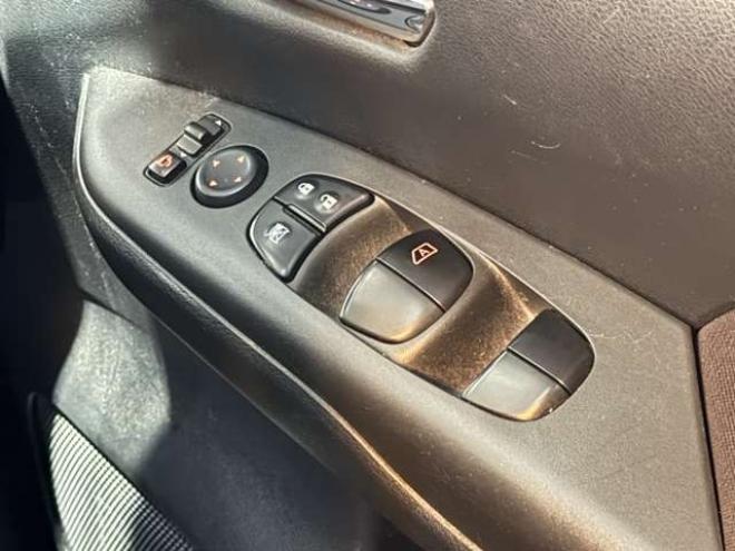 セレナ2.0 ハイウェイスター VセレクションII 4WD　防錆塗装4WDナビBカメエンスタETC 2000