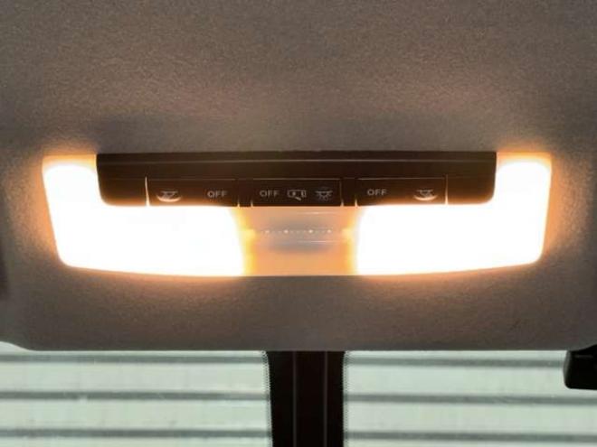 セレナ2.0 ハイウェイスター VセレクションII 4WD　防錆塗装4WDナビBカメエンスタETC 2000