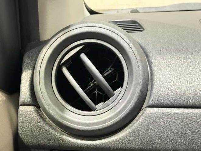 パッソ1.0 X S 4WD　防錆塗装4WDTVナビBカメETC 1000