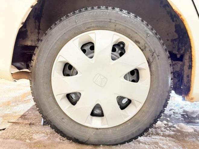 フリードスパイク1.5 G ジャストセレクション 4WD　防錆塗装4WDスマキーCDオーディオETC 1500