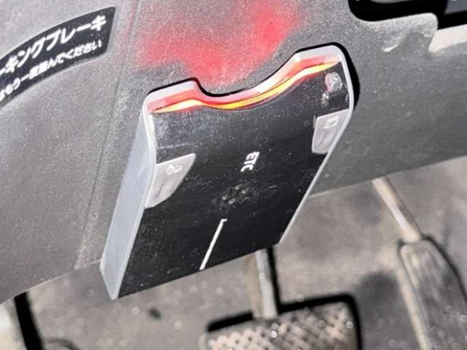 フリードスパイク1.5 G ジャストセレクション 4WD　防錆塗装4WDスマキーCDオーディオETC 1500