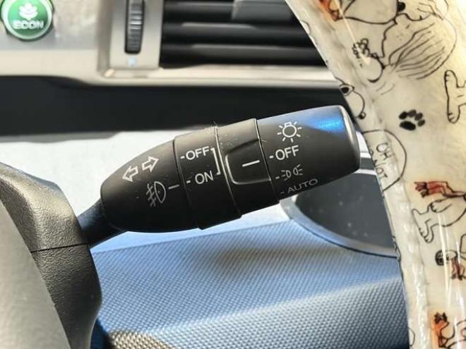 フリードスパイク1.5 G ジャストセレクション 4WD　防錆塗装4WDTVナビBカメETC夏冬タイヤ 1500