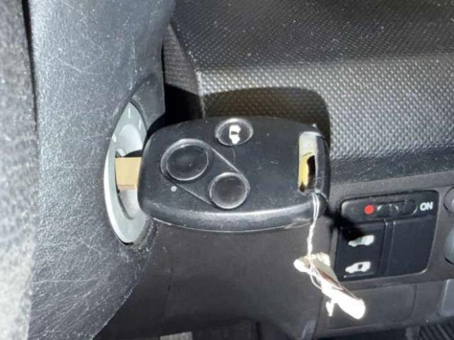 フリードスパイク1.5 G ジャストセレクション 4WD　防錆塗装4WDTVナビBカメETC夏冬タイヤ 1500