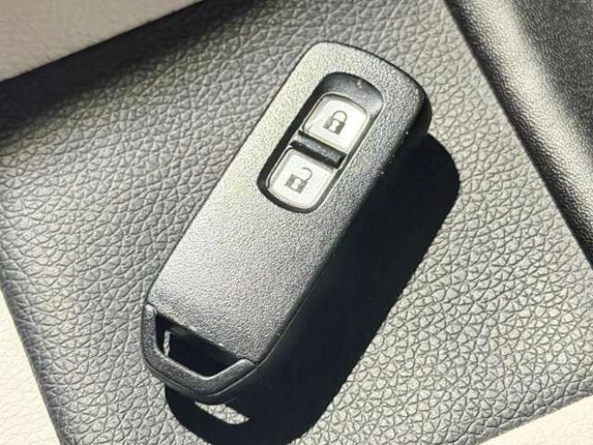 N-BOXカスタムG 4WD　防錆塗装4WDナビTVBカメ 660