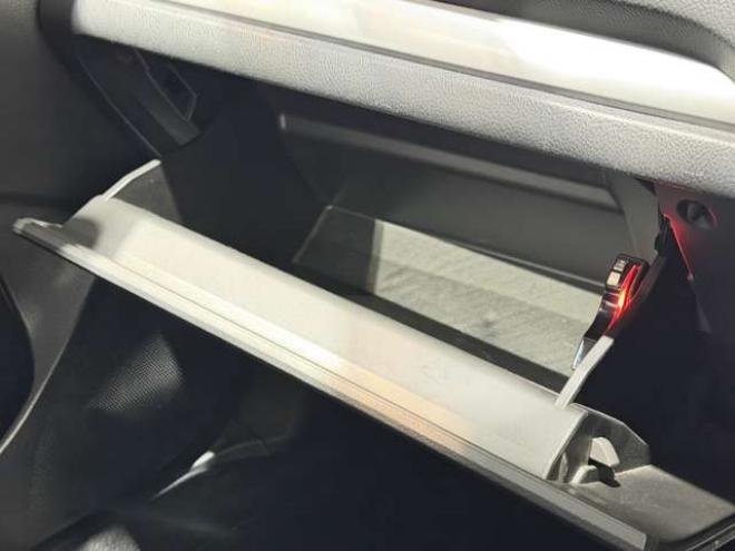 インプレッサスポーツ 1.6 i 4WD　防錆塗装4WDTVナビBカメETC夏冬タイヤ 1600