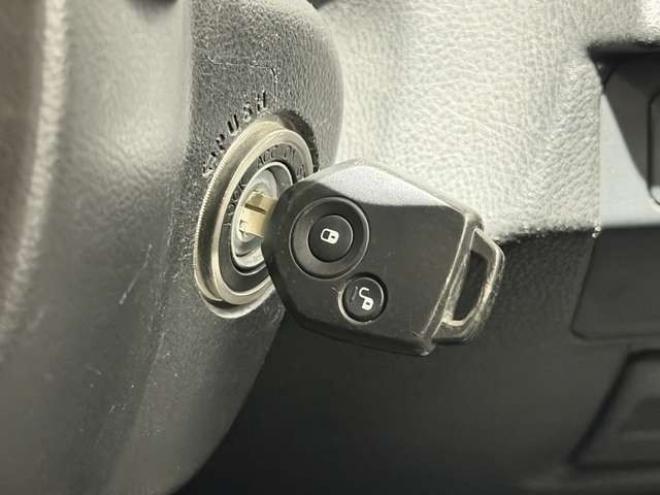 インプレッサスポーツ 1.6 i 4WD　防錆塗装4WDTVナビBカメETC夏冬タイヤ 1600