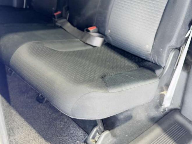 フリードスパイク1.5 G ジャストセレクション 4WD　防錆塗装4WDTVナビBカメ 1500