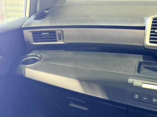 フリードスパイク1.5 G ジャストセレクション 4WD　防錆塗装4WDTVナビBカメ 1500