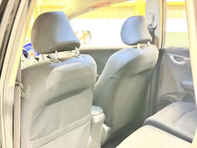 フィットハイブリッド1.3　防錆塗装キーレスCDETC 2WD 1300