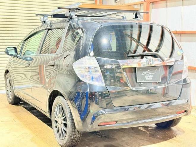 フィットハイブリッド1.3　防錆塗装キーレスCDETC 2WD 1300
