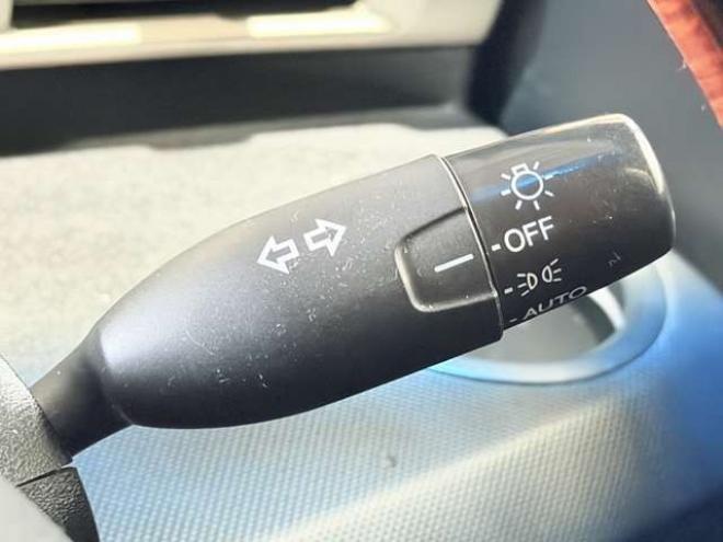 フリードスパイク1.5 G ジャストセレクション 4WD　防錆塗装4WDTVナビETC 1500