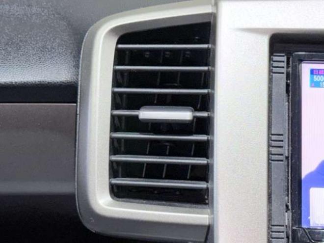 フリードスパイク1.5 G 4WD　防錆塗装4WDTVナビBカメETCエンスタ 1500