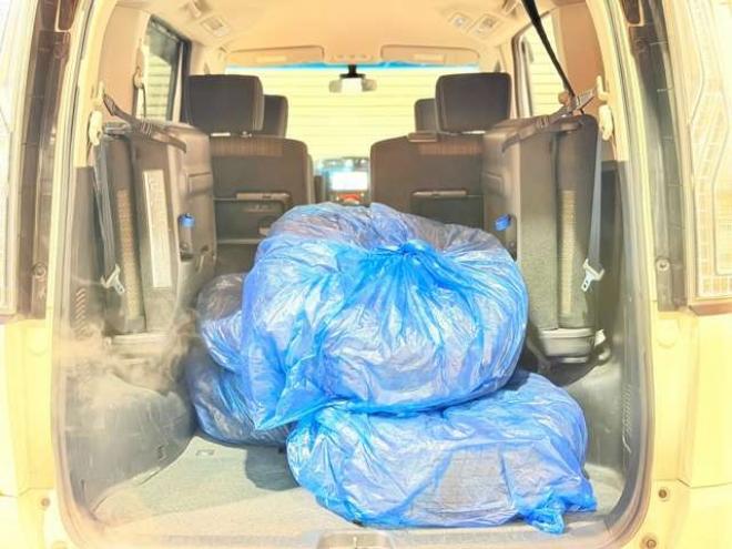 セレナ2.0 ハイウェイスター Vセレクション+Safety 4WD　防錆塗装4WDTVナビBカメエンスタ夏冬タイヤ 2000