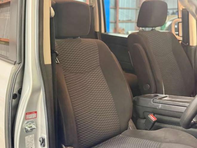 セレナ2.0 20X 4WD　防錆塗装4WDTVナビBカメETC後席モニタ 2000