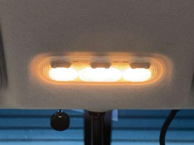 セレナ2.0 20X 4WD　防錆塗装4WDTVナビBカメETC後席モニタ 2000