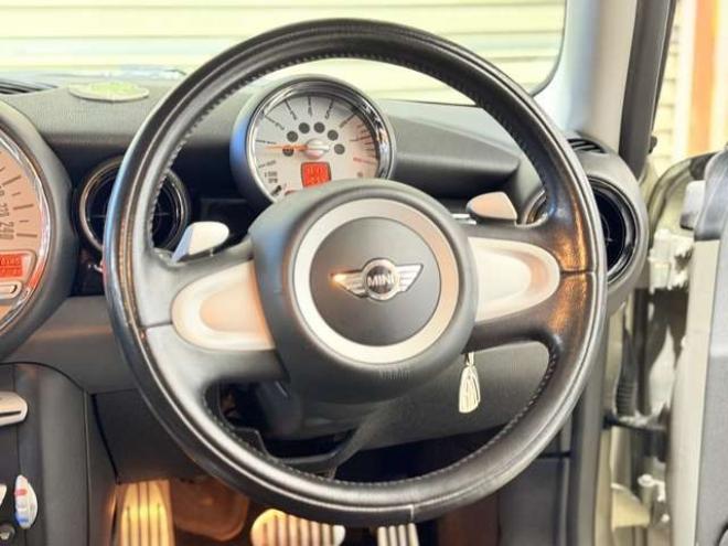 ミニクラブマン クーパーS　防錆塗装キーレスバックカメラETC 正規輸入車 2WD 1600