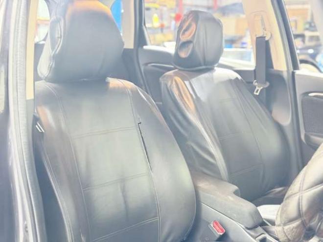 フィット1.5 ハイブリッド Fパッケージ 4WD　防錆塗装4WDTVナビBカメ 1500