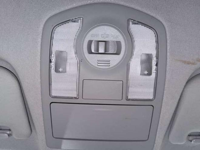 プリウスα1.8 S　下廻防錆TVナビBカメ 2WD 1800