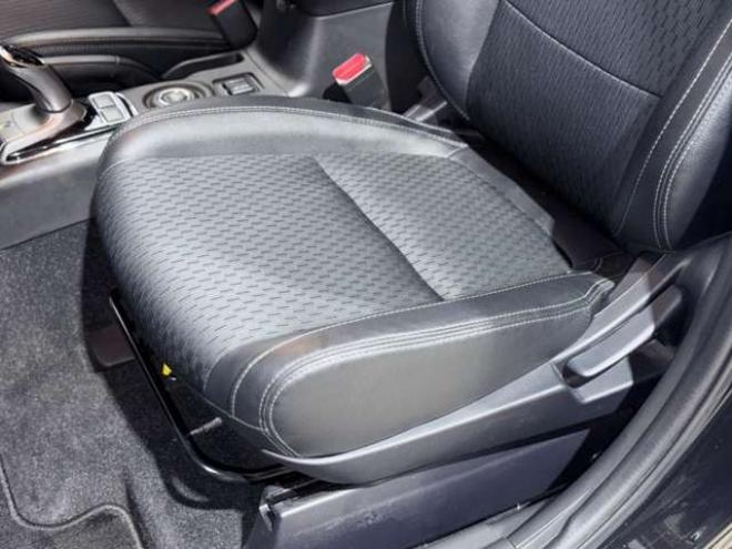 アウトランダーPHEV2.0 G セーフティパッケージ 4WD　下廻防錆ナビBカメETC 2000