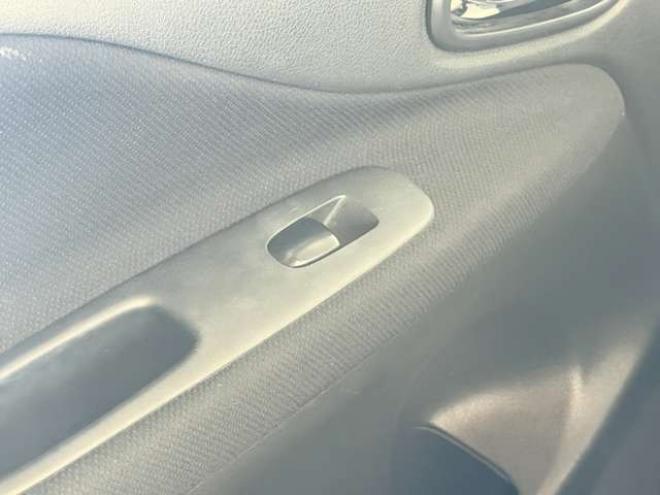 セレナ2.0 ハイウェイスター Vセレクション+Safety 4WD　防錆塗装4WD1オナTVナビBカメ後席モニタエンスタ夏冬タイヤ 2000