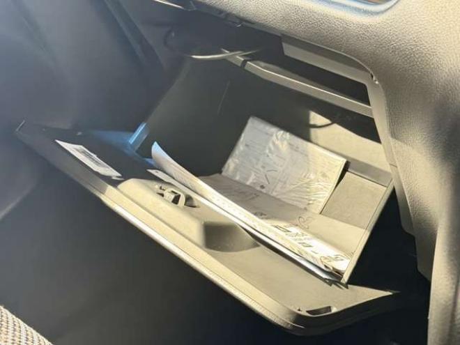 セレナ2.0 ハイウェイスター Vセレクション+Safety 4WD　防錆塗装4WD1オナTVナビBカメ後席モニタエンスタ夏冬タイヤ 2000