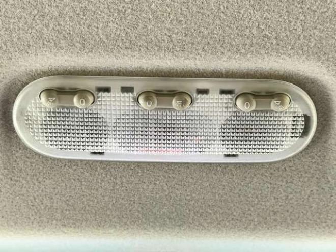 セレナ2.0 ハイウェイスター Vセレクション+Safety 4WD　防錆塗装4WD1オナTVナビBカメ後席モニタエンスタ夏冬タイヤ 2000