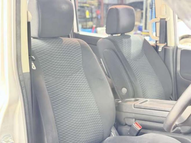 セレナ2.0 20X S-HYBRID　防錆塗装CDエンスタ 2WD 2000