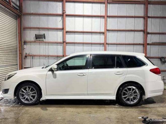 レガシィワゴン2.5 i アイサイト スポーツセレクション 4WD　防錆塗装4WDTVナビBカメETC 2500