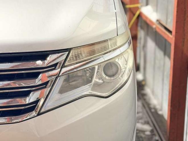 セレナ2.0 20S 4WD　防錆塗装4WDキーレスTVナビBカメ夏冬タイヤETC 2000