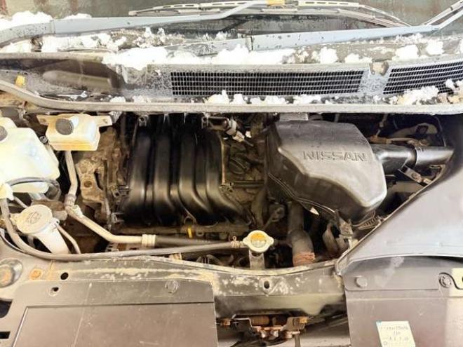 セレナ2.0 20S 4WD　防錆塗装4WDキーレスTVナビBカメ夏冬タイヤETC 2000