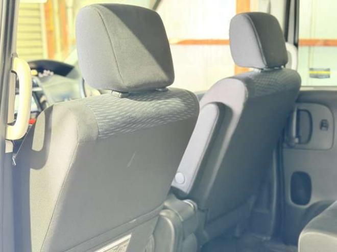 セレナ2.0 20S 4WD　防錆塗装4WDキーレスTVナビBカメ夏冬タイヤETC 2000