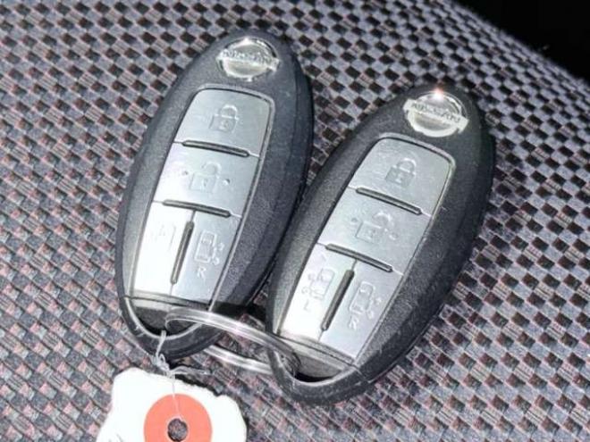 セレナ2.0 ハイウェイスター S-HYBRID　防錆塗装TVナビBカメ後席モニタETC 2WD 2000