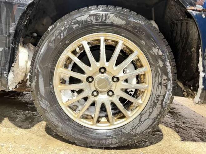 セレナ2.0 ハイウェイスター 4WD　防錆塗装4WDTVナビBカメ 2000