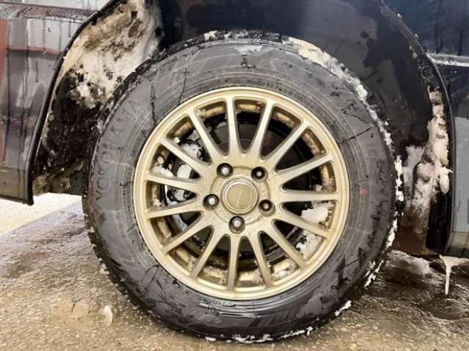 セレナ2.0 ハイウェイスター 4WD　防錆塗装4WDTVナビBカメ 2000