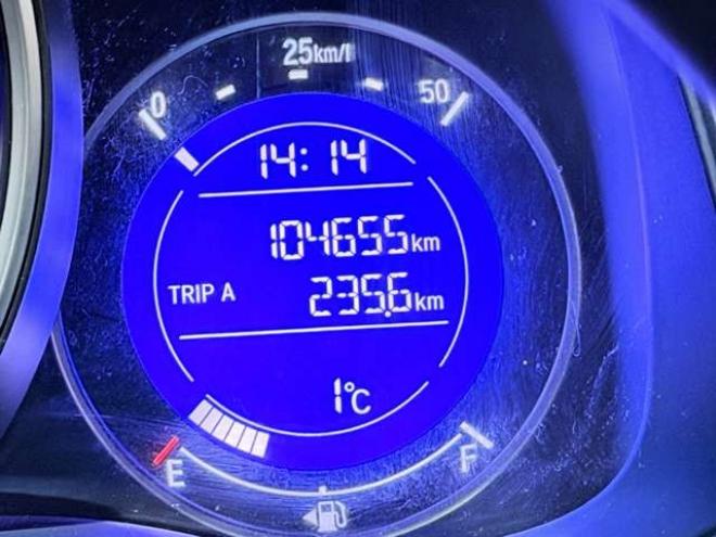 フィット1.3 13G Fパッケージ 4WD　防錆塗装4WDスマキーCD 1300