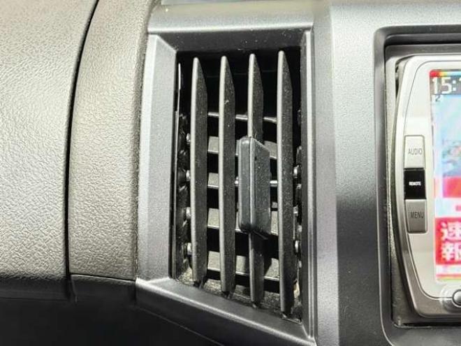 ステップワゴン2.0 G HIDエディション 4WD　防錆塗装4WDキーレスTVナビBカメエンスタ 2000