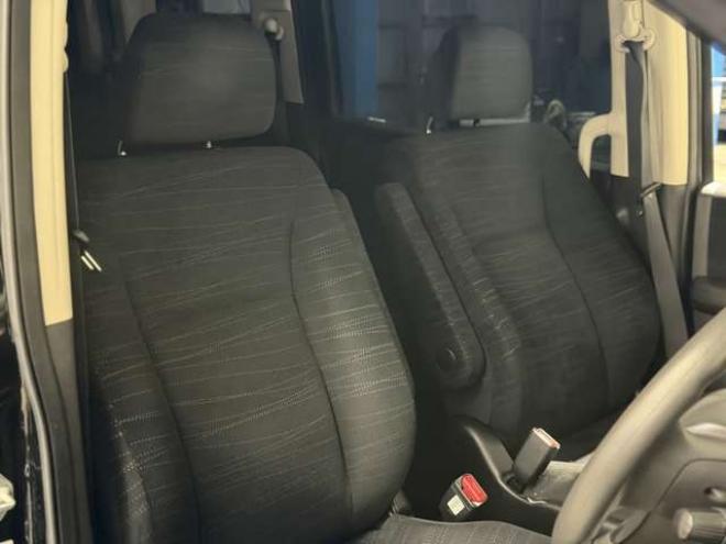 ステップワゴン2.0 L 4WD　防錆塗装4WDTVナビBカメ後席モニタ 2000