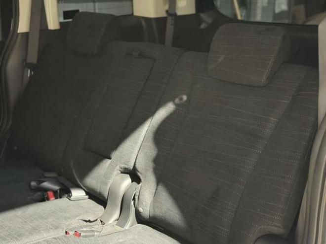 ステップワゴン2.0 L 4WD　防錆塗装4WDTVナビBカメ後席モニタ 2000