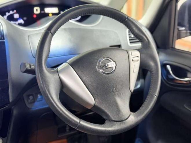 セレナ2.0 ハイウェイスター 4WD　防錆塗装4WDTVナビ 2000