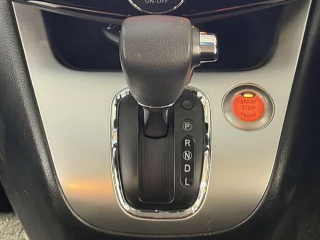 セレナ2.0 20X 4WD　防錆塗装4WDラジオナビETC 2000