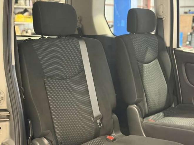 セレナ2.0 20X 4WD　防錆塗装4WDTVナビBカメETCエンスタ 2000