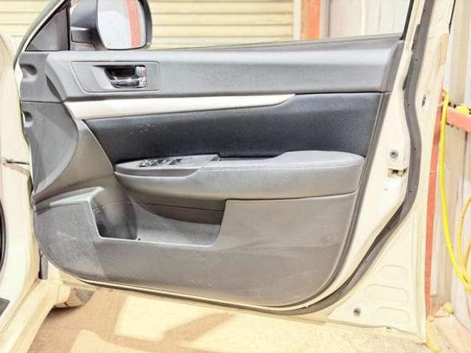 レガシィワゴン2.5 i 4WD　防錆塗装4WDTVナビBカメETC 2500