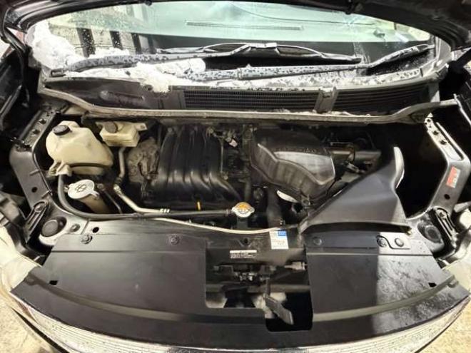 セレナ2.0 ハイウェイスター Vセレクション 4WD　防錆塗装4WDTVナビBカメETC後席モニタ夏冬タイヤ 2000