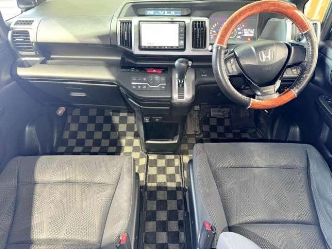 ステップワゴン2.0 スパーダ S 4WD　防錆塗装4WDドラレコTVナビBカメ 2000